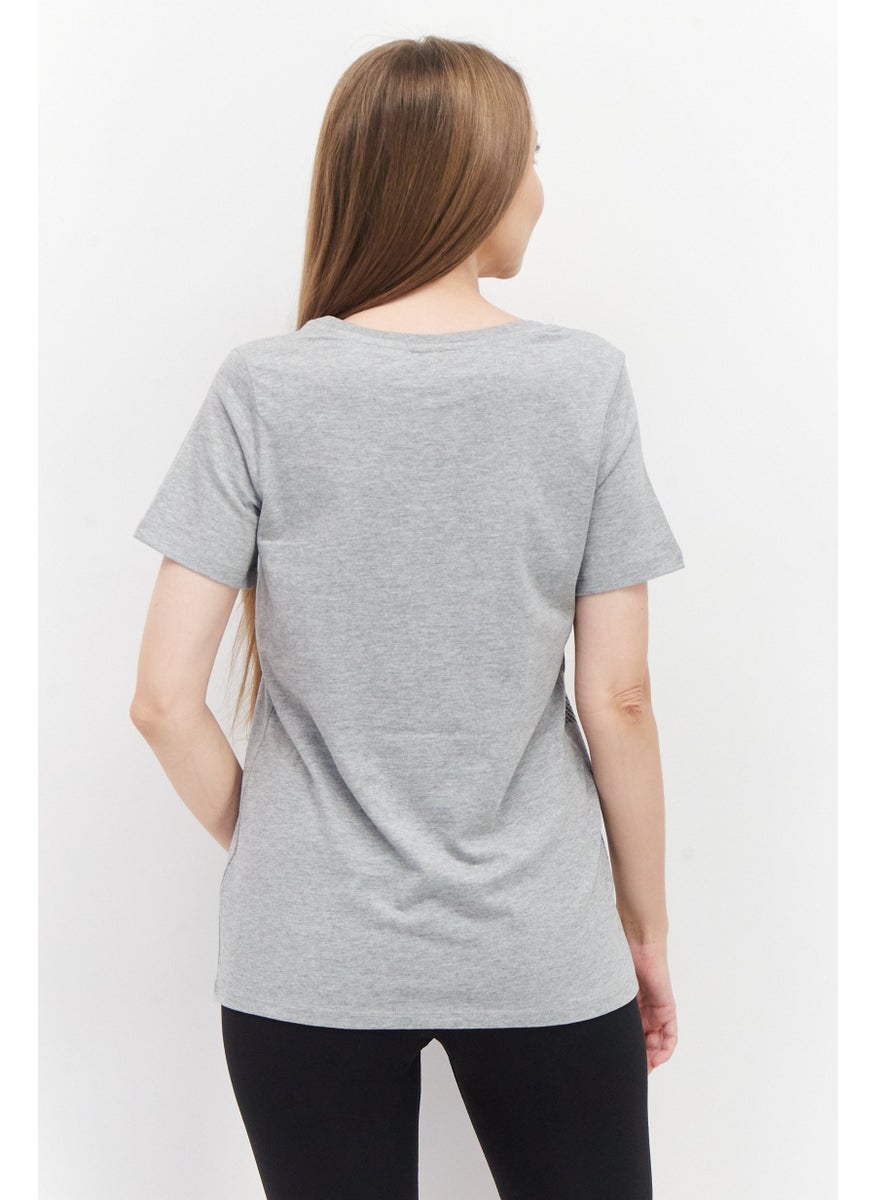 umbro Women Sportswear Fit Training T-Shirt, Grey  - Image 4