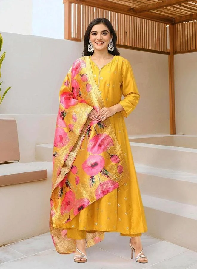 ISHIN Ishin Solid V-Neck Kurta with Floral Print Dupatta Set