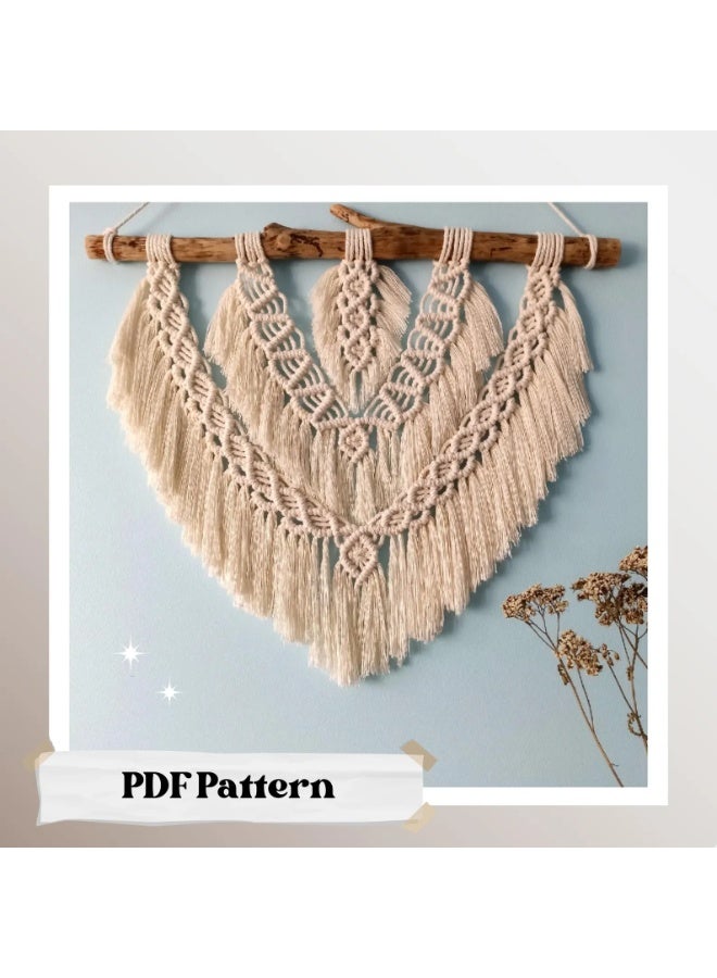 انتيكيانو قطعة فنية مصنوعة يدويًا من خيوط قطنية عالية الجودة، تتميز بتصميم بوهيمي راقٍ وعُقد متقنة تضيف لمسة من الدفء والأناقة لأي جدار. مثالية لتزيين غرف المعيشة أو النوم، وتضفي أجواءً طبيعية وهادئة على المساحة. - Image 1