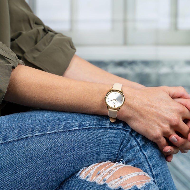 PIERRE CARDIN Women's Watch with Gold Stainless Steel Case and Beige Leather Band - Image 5