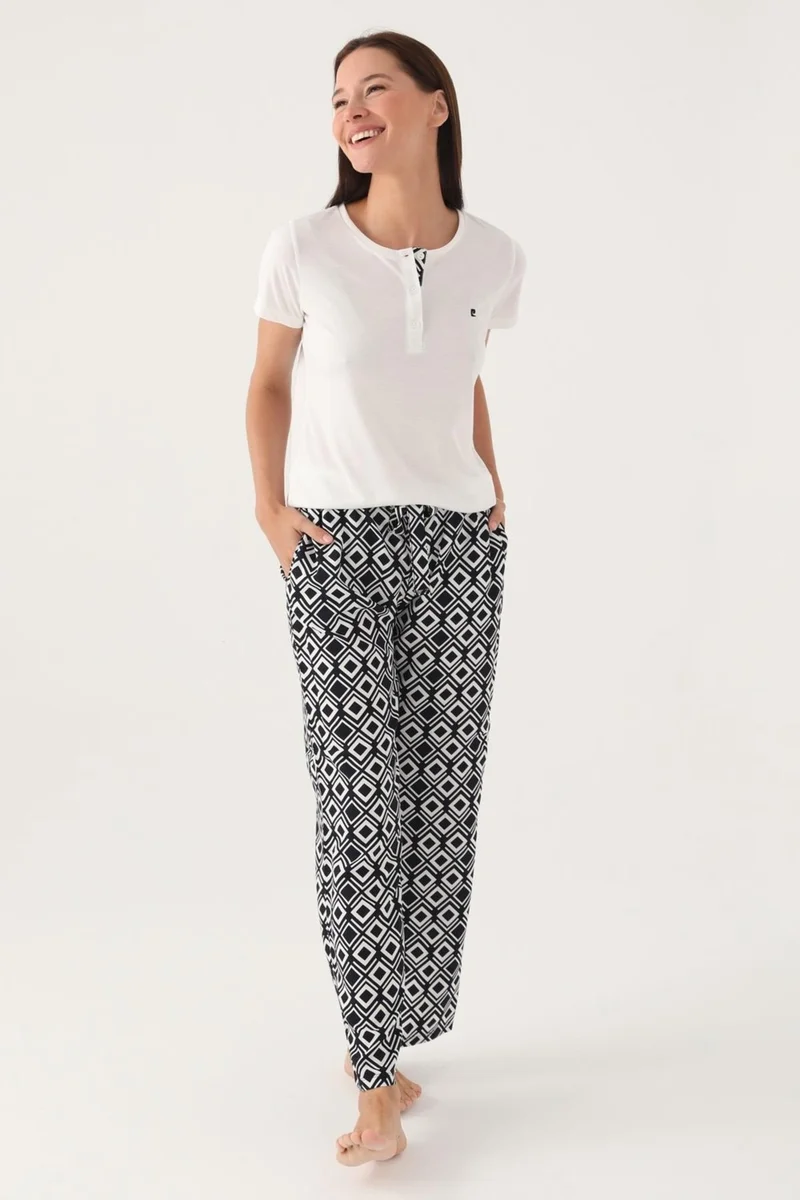بيير كاردان Geometric Patterned Button Collar Summer Pajama Set