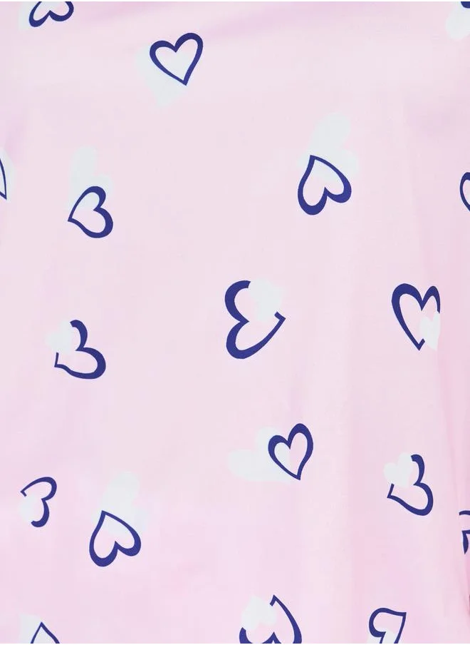 Styli Plus Size All Over Heart Print T-Shirt & Pyjama Set