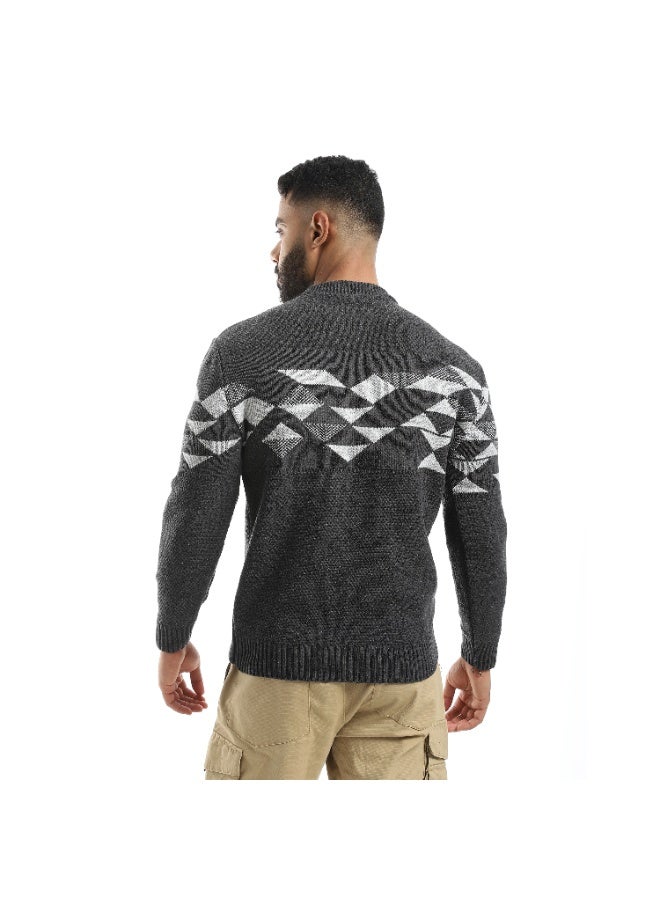 سيزار بلوفر صوف رجالي بنقش مثلثات علي الصدر - Image 3