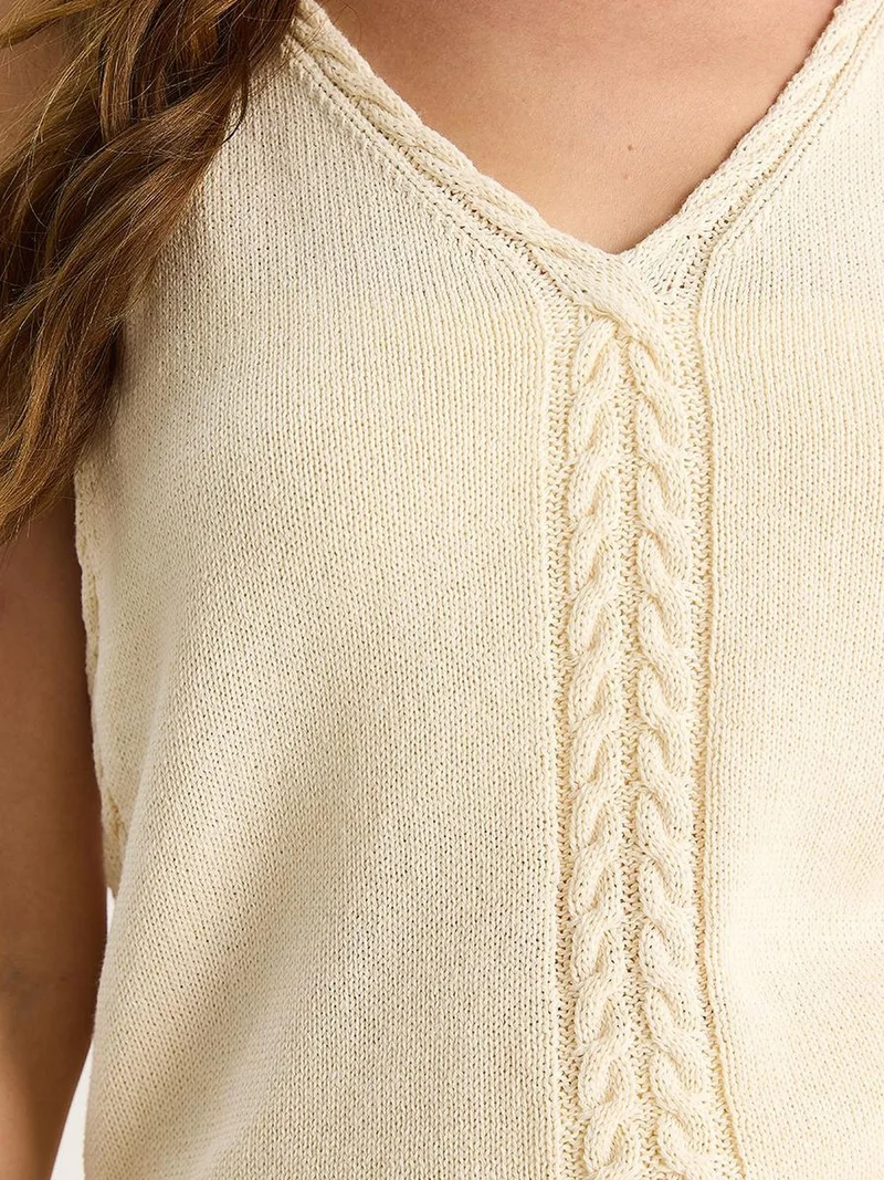 Bianco Lucci LUCCI Textured V-Neck Blouse with Elastic Detail