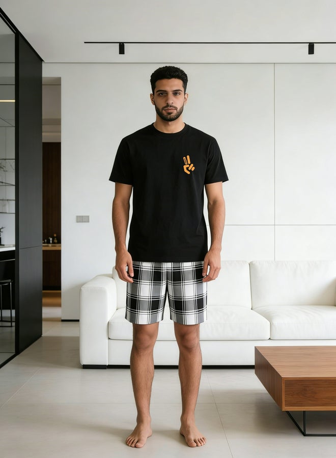 تايك تو طقم بيجاما من شورت كاروهات وتيشيرت للرجال - Image 1
