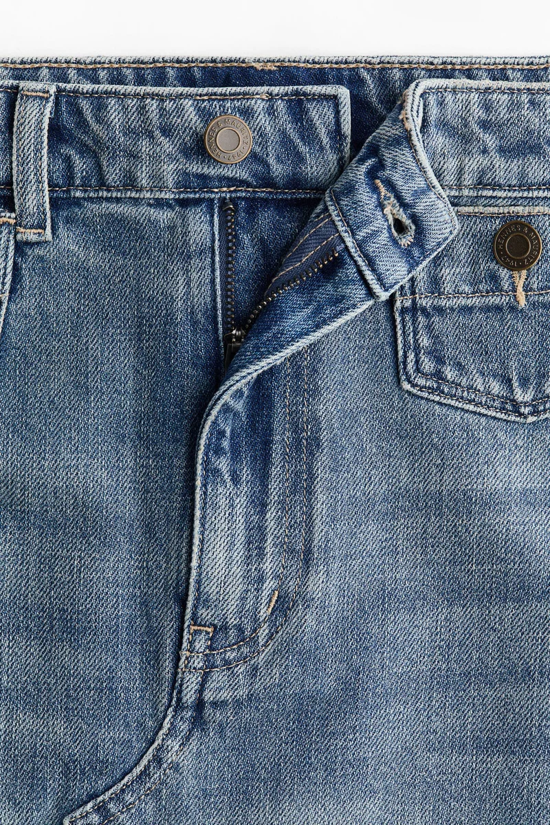 اتش اند ام تنورة دنيم بقصّة A