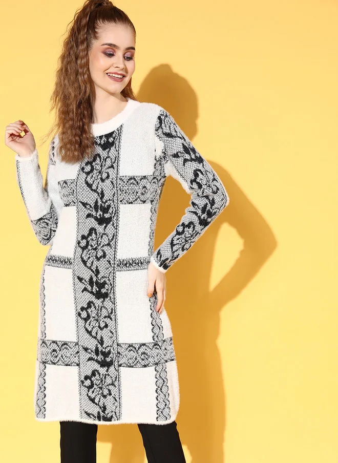 SASSAFRAS White Ethnic Motifs Longline Sweater for Women