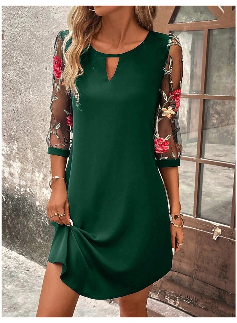 2025-2026 Round-neck lace three-quarter sleeve fitted dress with a waistline design