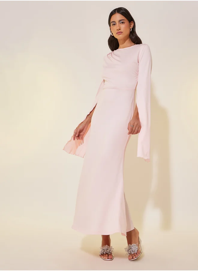 Styli Solid Cape Sleeves Bodycon Midi Dress