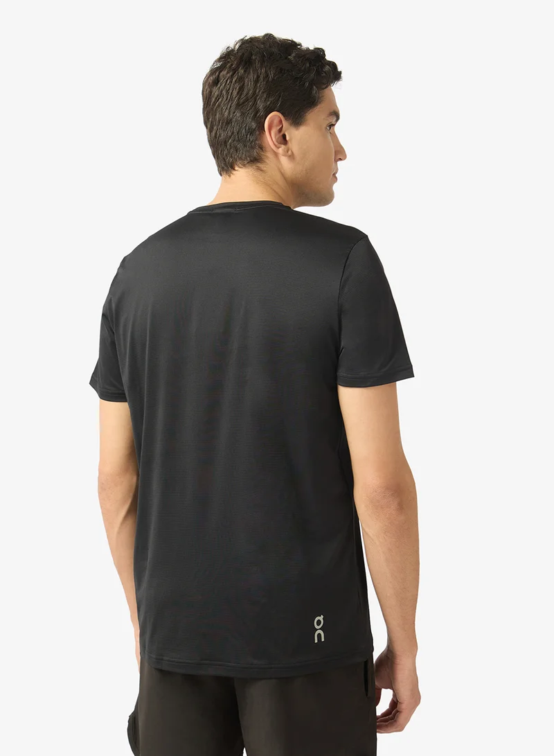 On Running Essential Logo Core T-Shirt