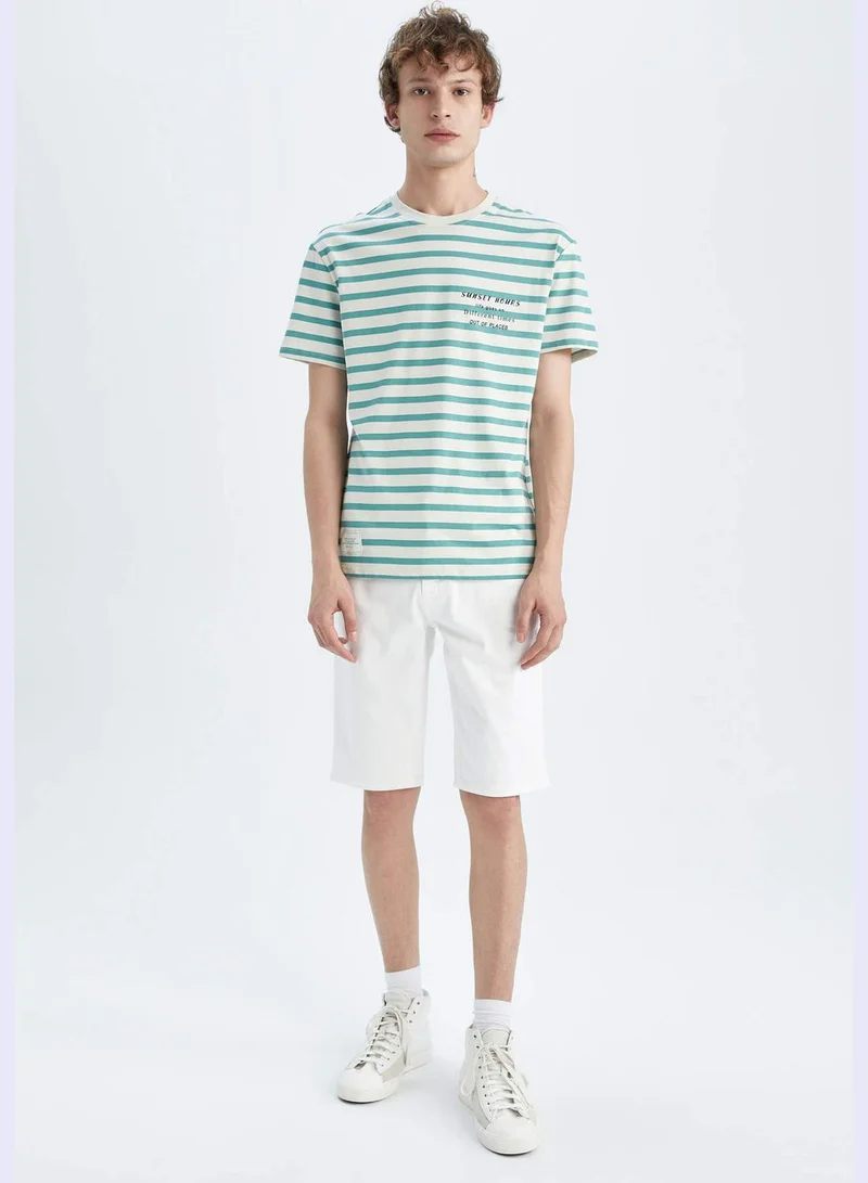 ديفاكتو Slim Fit Side Pockets Bermuda Shorts