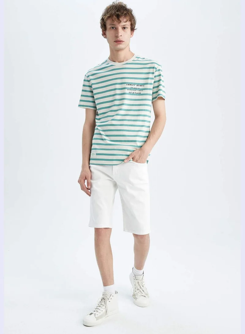 ديفاكتو Slim Fit Side Pockets Bermuda Shorts