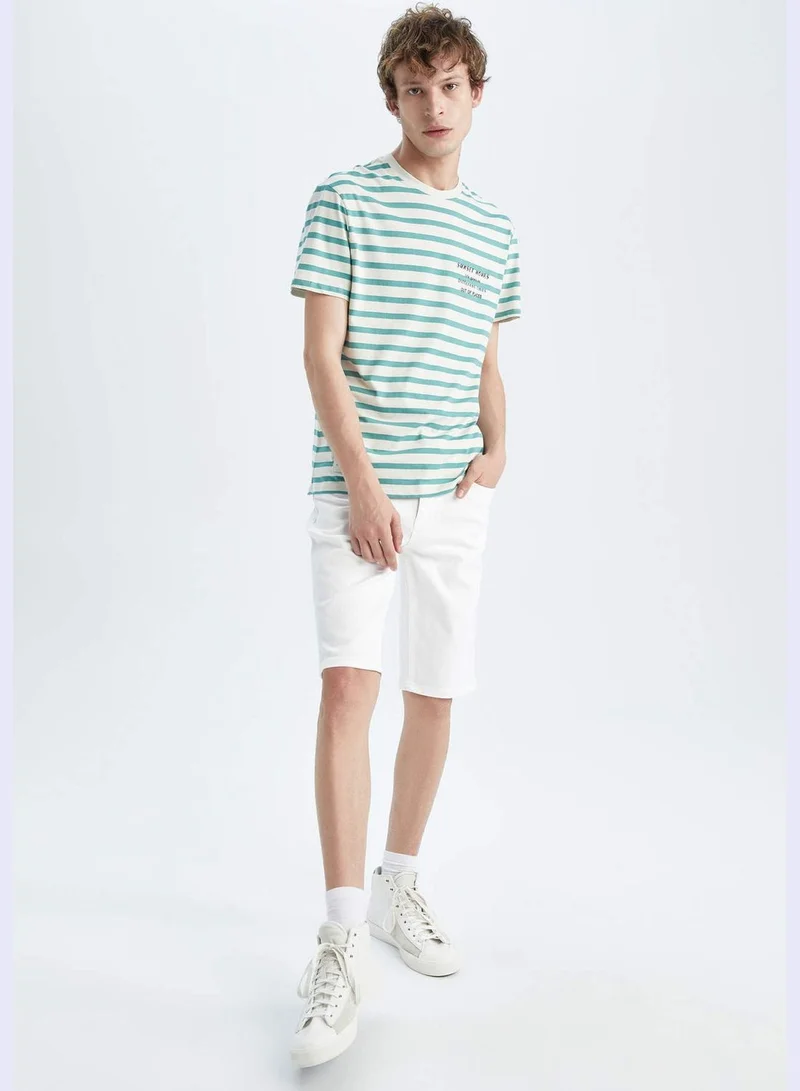 ديفاكتو Slim Fit Side Pockets Bermuda Shorts
