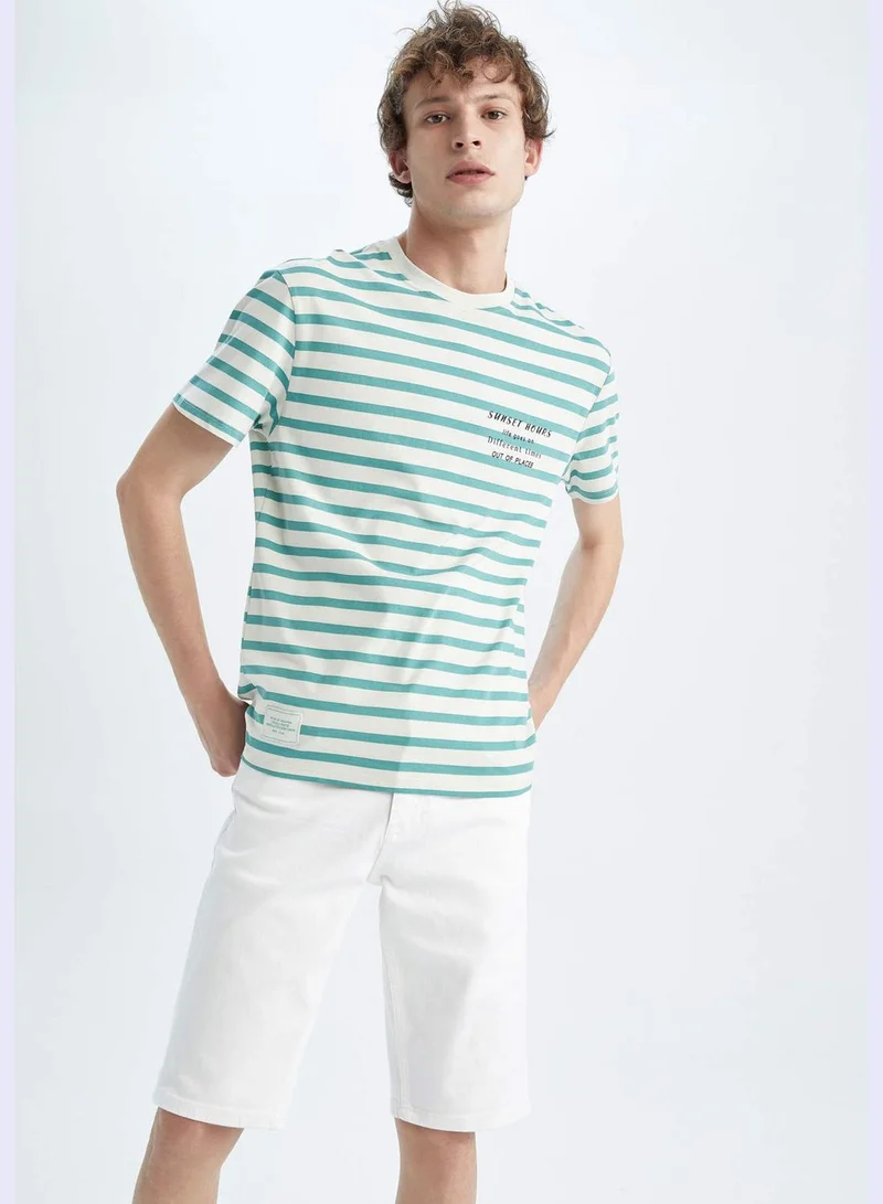 ديفاكتو Slim Fit Side Pockets Bermuda Shorts