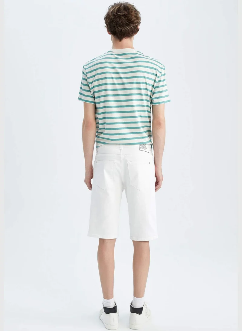 ديفاكتو Slim Fit Side Pockets Bermuda Shorts