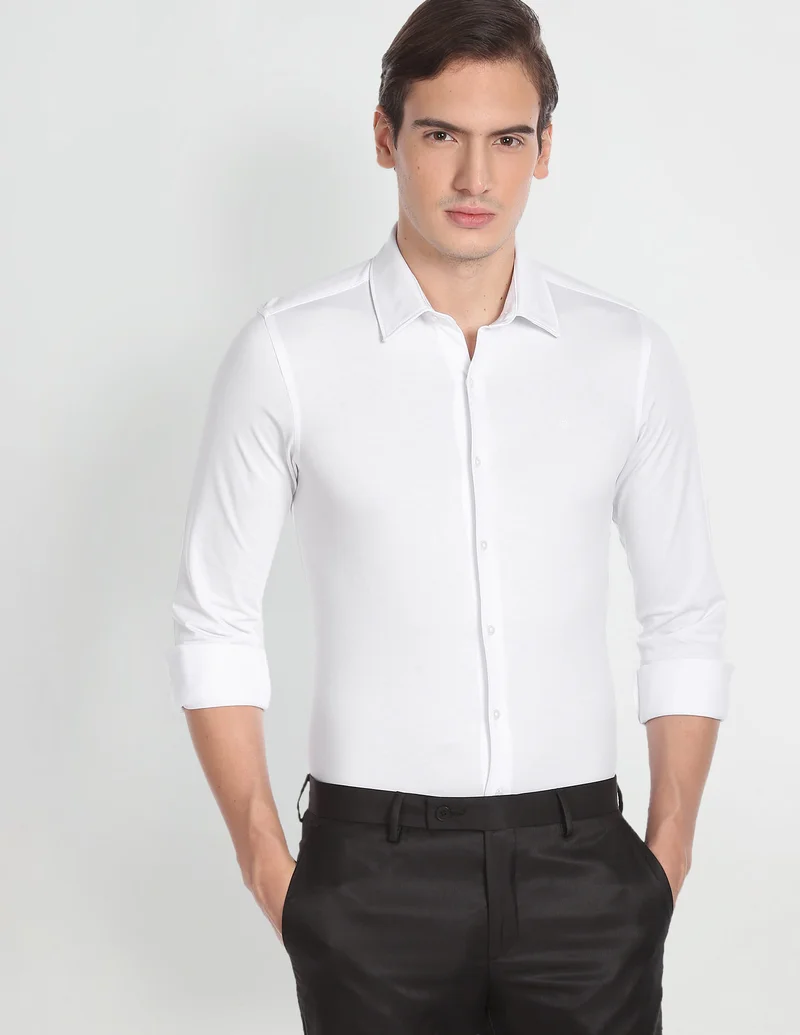 Knitted Point Collar Solid Shirt