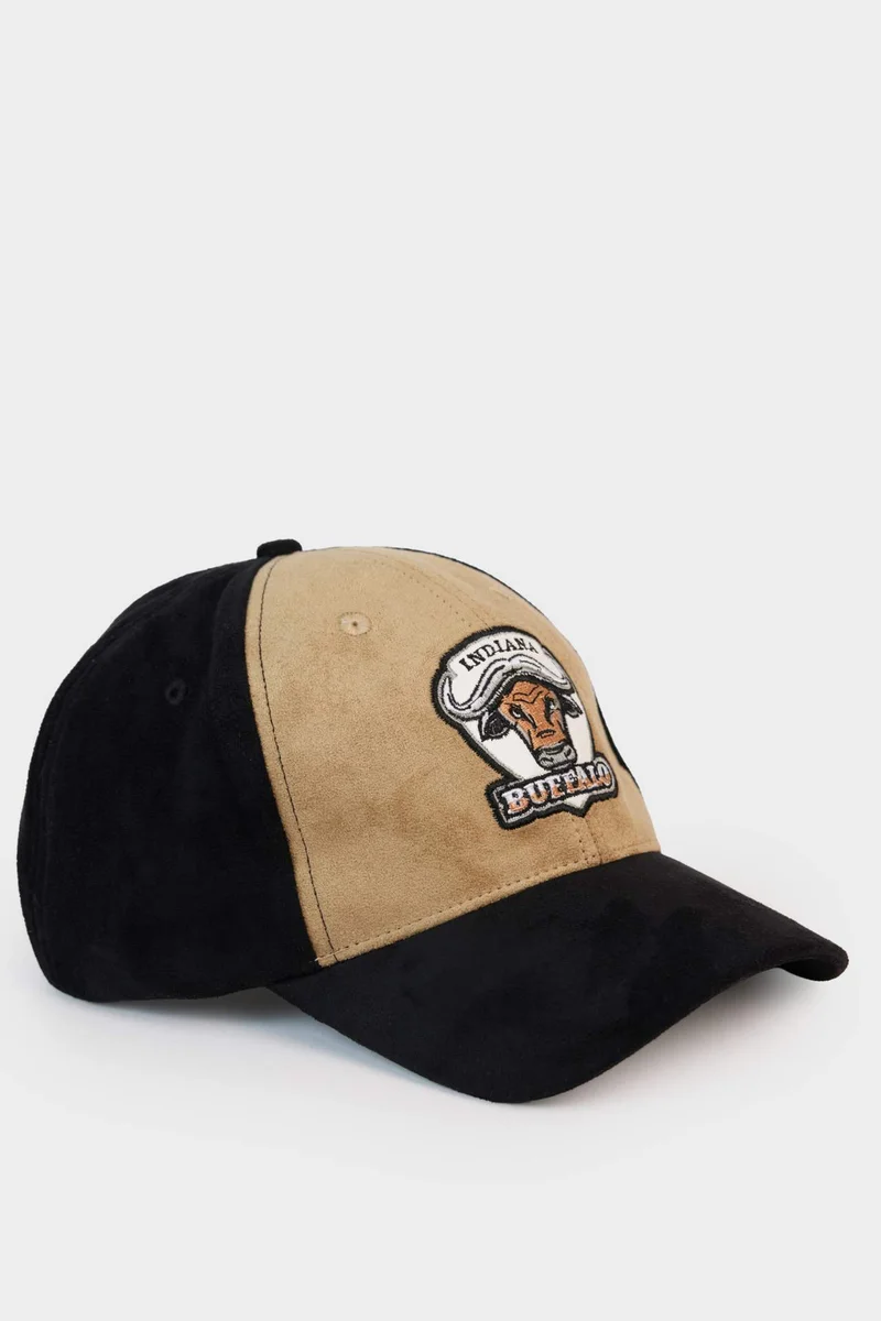 ديفاكتو Boy Label Print Suede Cap