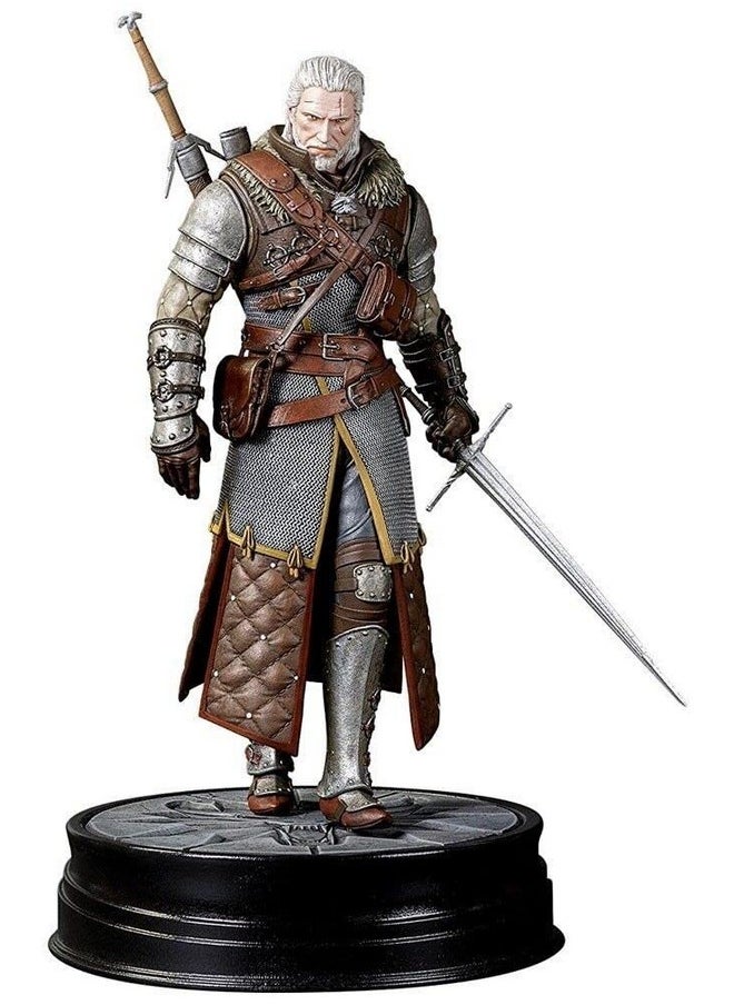 Dark Horse - Deluxe The Witcher 3: Wild Hunt: Geralt Grandmaster Ursine Figure - Image 1