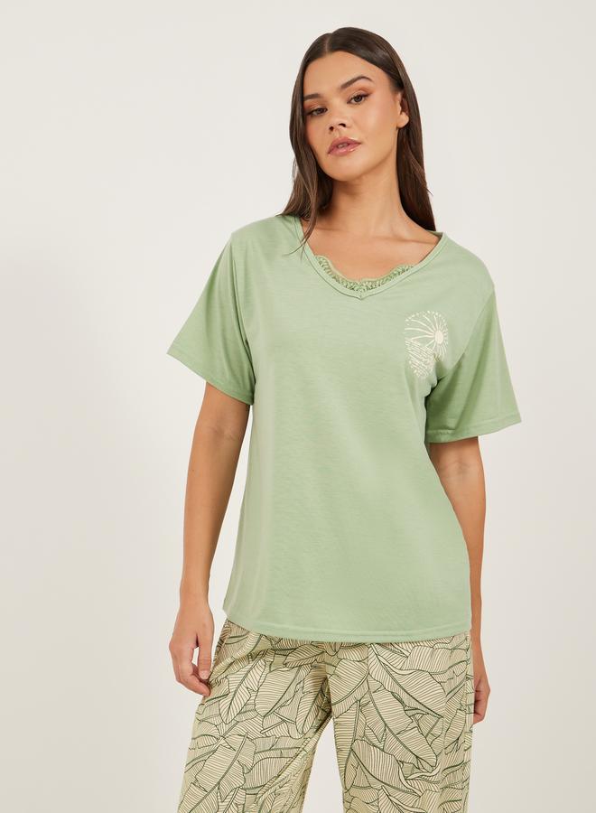 Styli Printed V Neck Lace Trim T-Shirt and Cuffed Pyjama Set  - Image 3