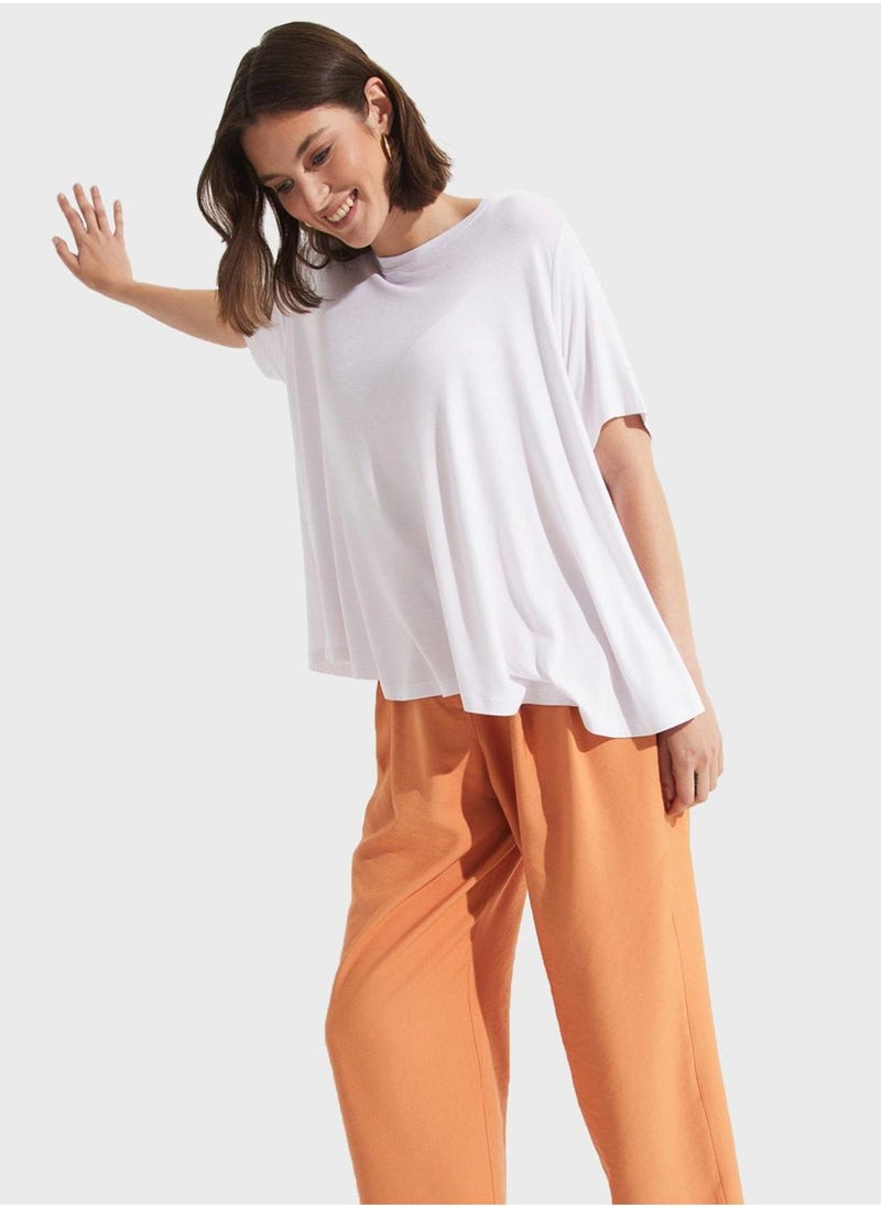 جون تيشيرت بياقة دائرية بقصة فضفاضة - Image 3