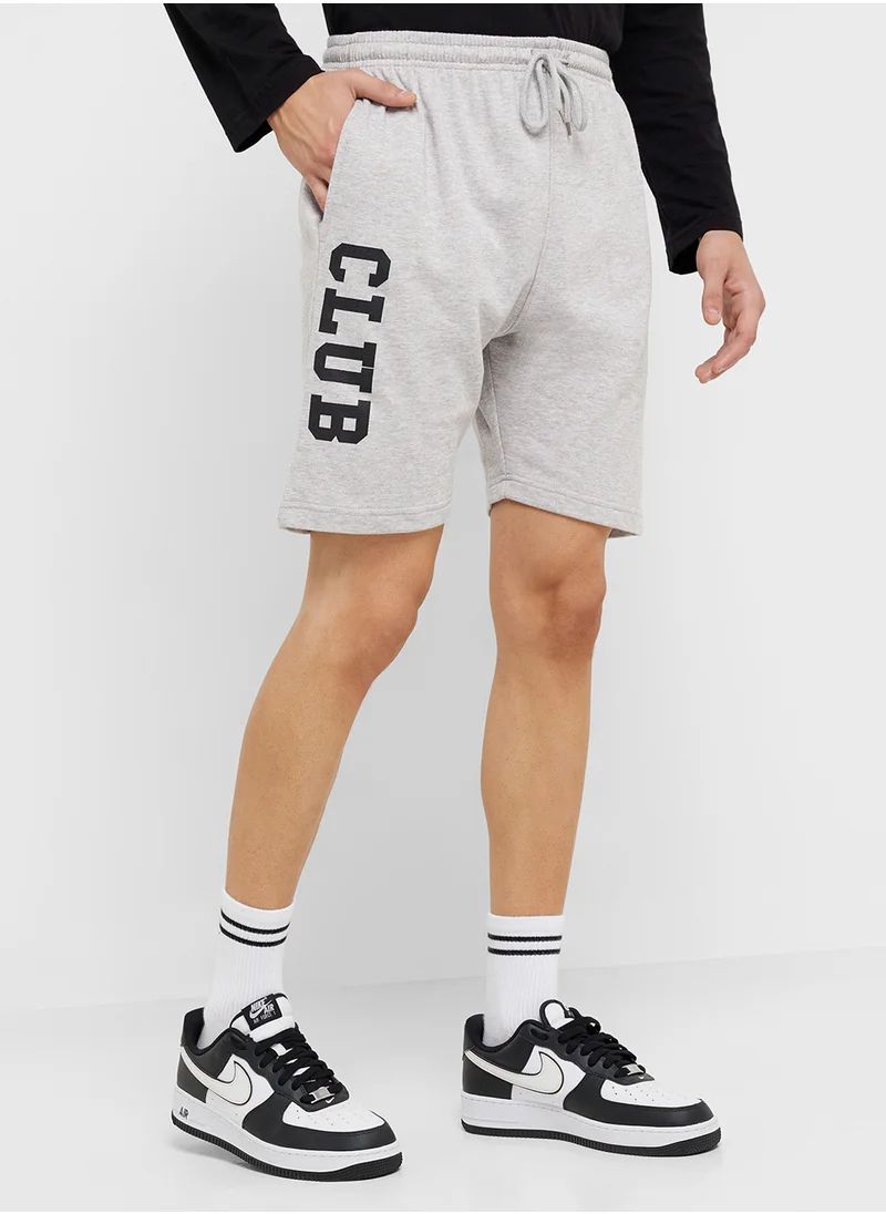 سفنتي فايف بيسيكس Essential Shorts