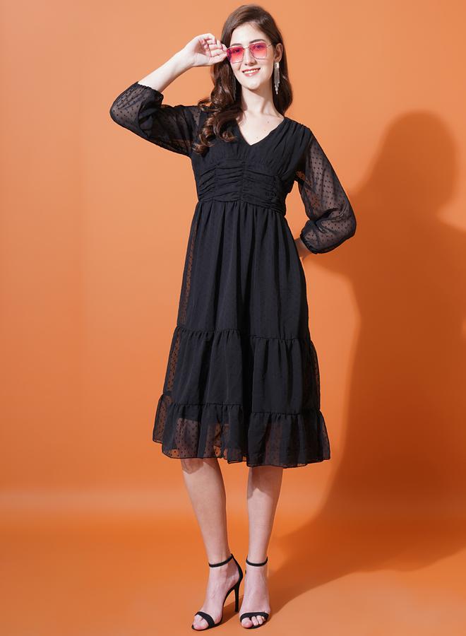 U&F Dobby V Neck Tiered Midi Dress - Image 4