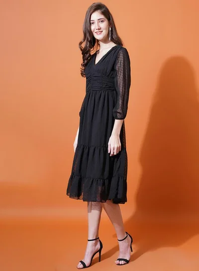 U&F U&F Dobby V Neck Tiered Midi Dress