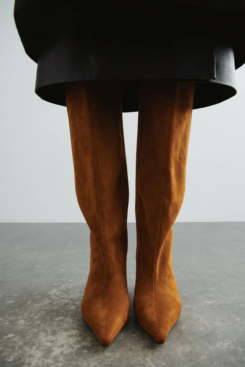 اتش اند ام بوت بطول يصل للركبة