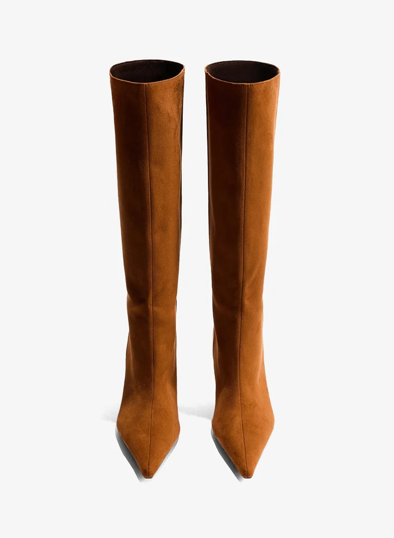 اتش اند ام بوت بطول يصل للركبة