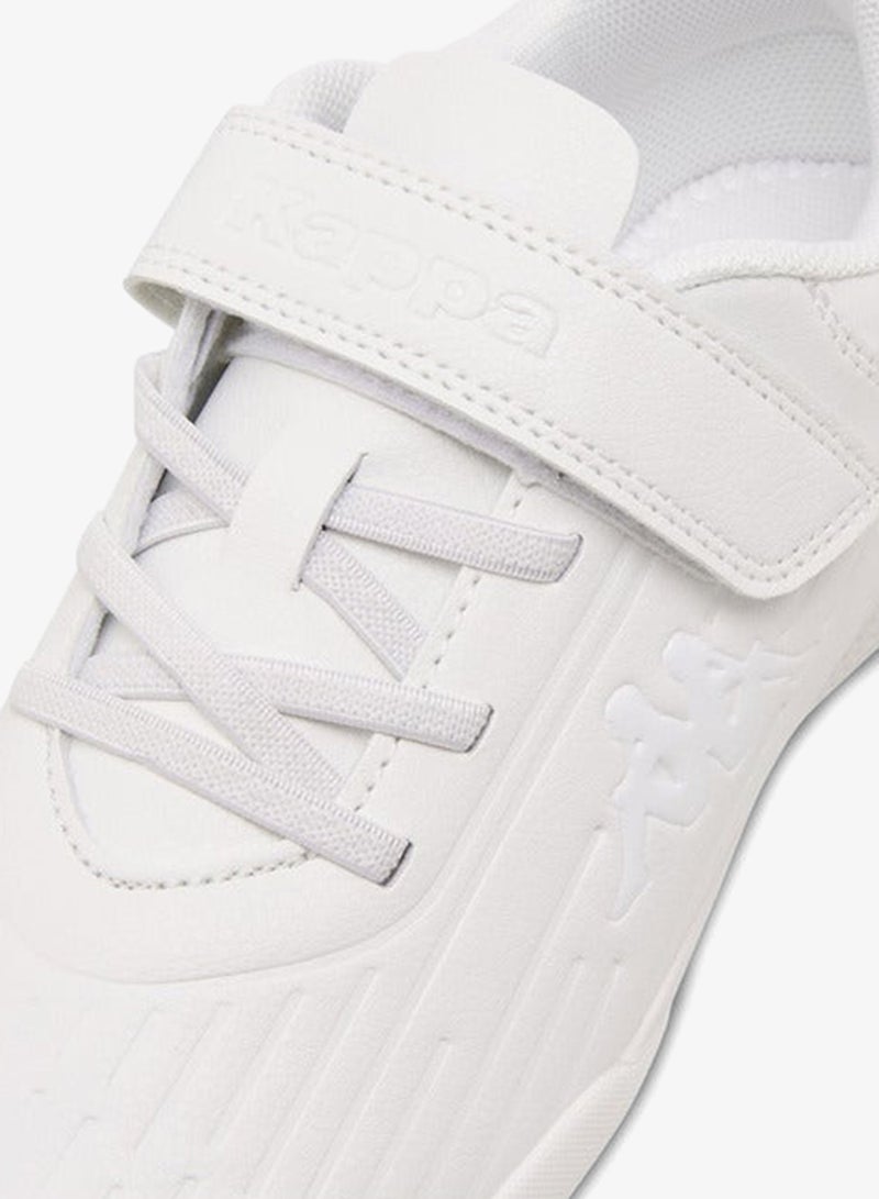 كابا أحذية كرة قدم للأولاد بشعار محفور وإغلاق بشريط لاصق - Image 4