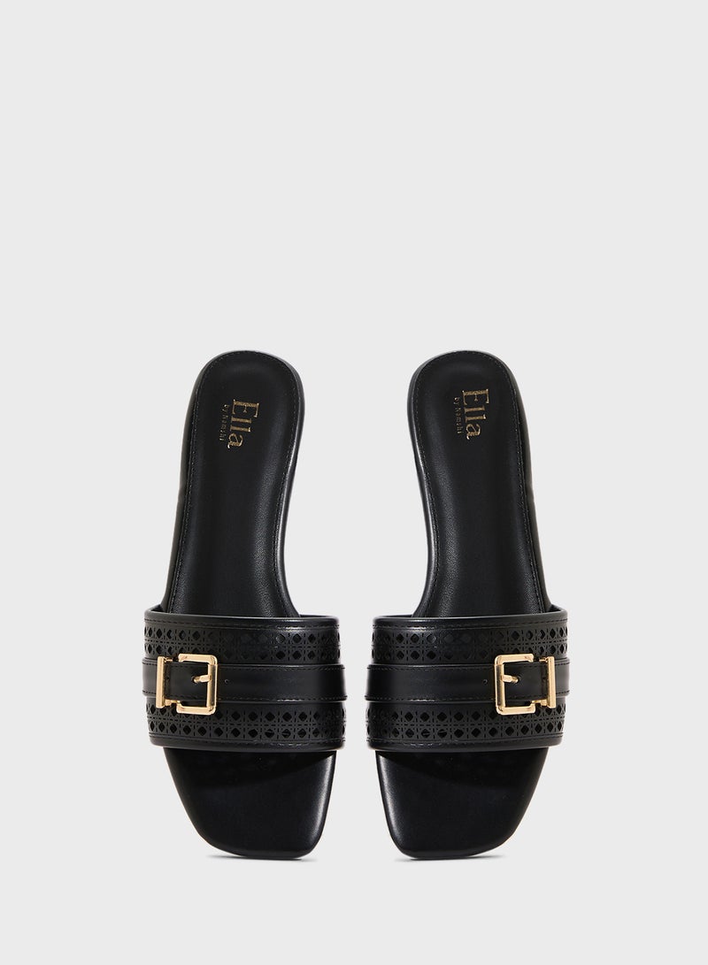 ايلا صندل مسطح بإبزيم - Image 4