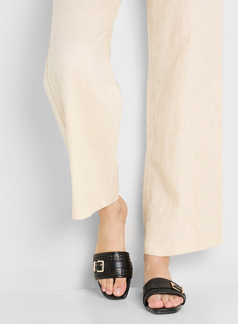 ايلا صندل مسطح بإبزيم - Image 5