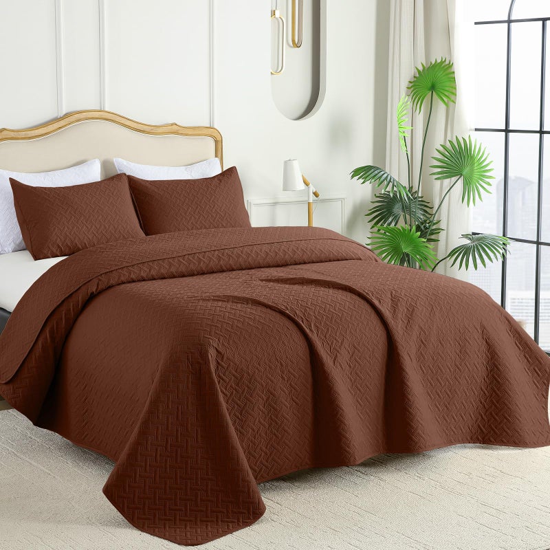 FLYMME King Size Quilt Bedding Set Terracotta Lightweight Bedspreads Set Soft Microfiber Bed Coverlet 3 Pieces (1 Quilt  2 Shams) - Image 2