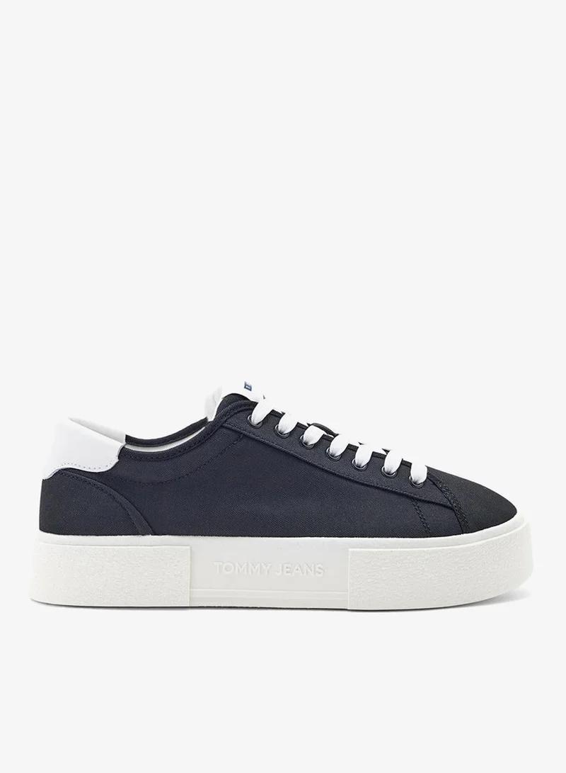FLATFORM CANVAS TRAINERS