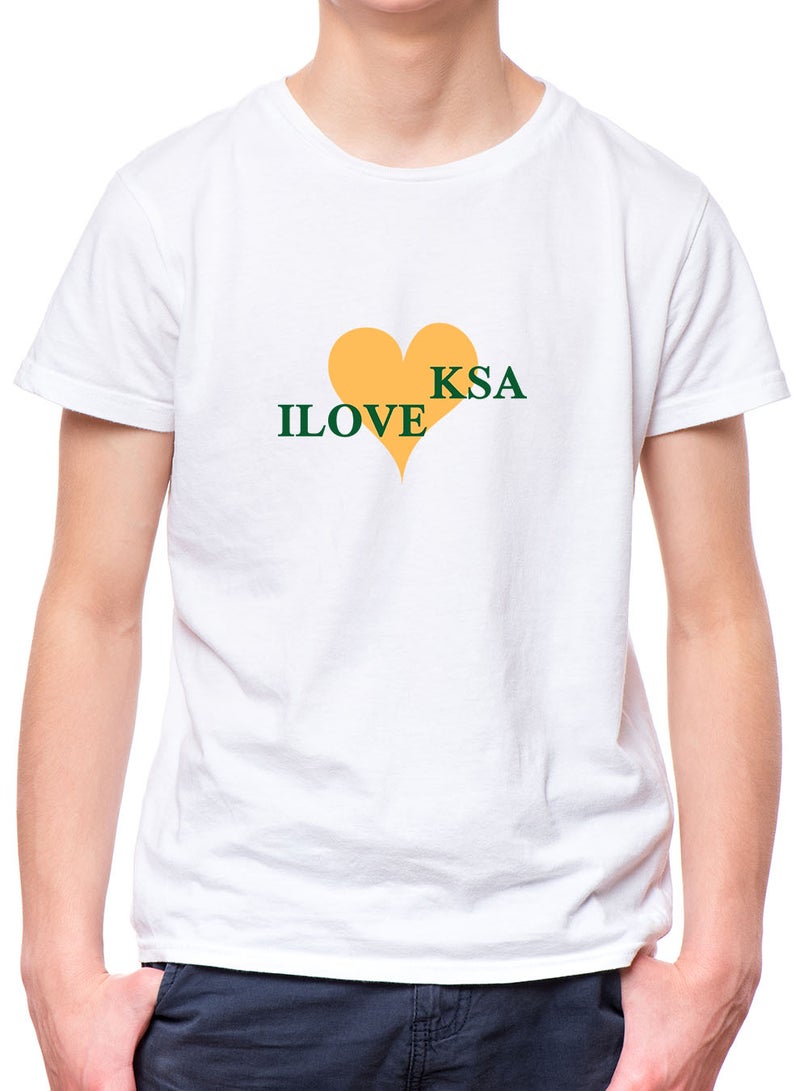 لوحة تيشيرت قطن للأطفال مناسب للأولاد والبنات لمناسبة اليوم الوطني السعودي أو للفخر بالانتماء للوطن في كل الأوقات - Image 3