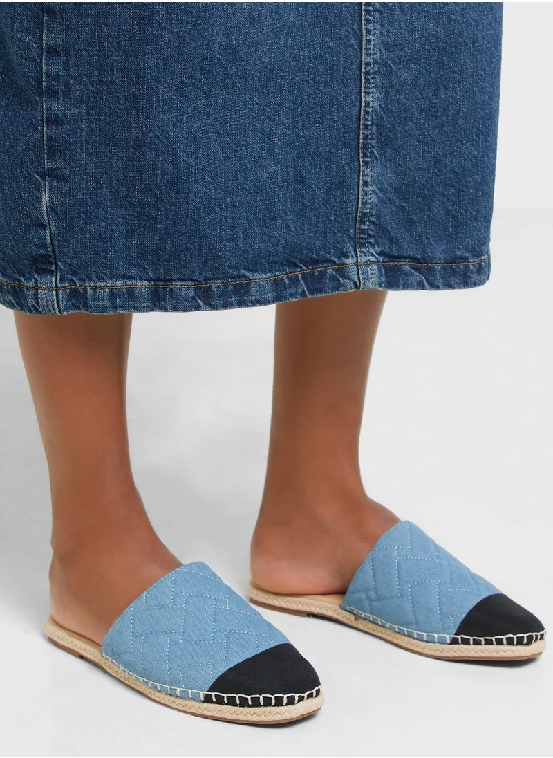 جينجر Quilted Toe Cap Slip On Espadrille