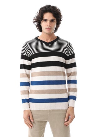 V-Neck Long Sleeves Pullover_Off White, Black & Blue - pzsku/ZC24CA46D15C166A132DBZ/45/_/1728465629/6e003143-845f-40cf-8323-d806a0eb9611