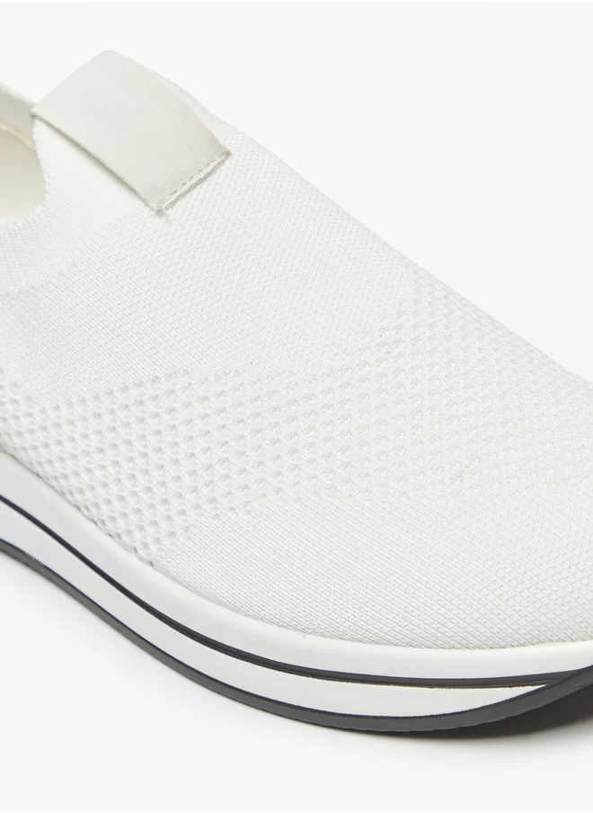 سيليست Women Textured Slip On Sneakers