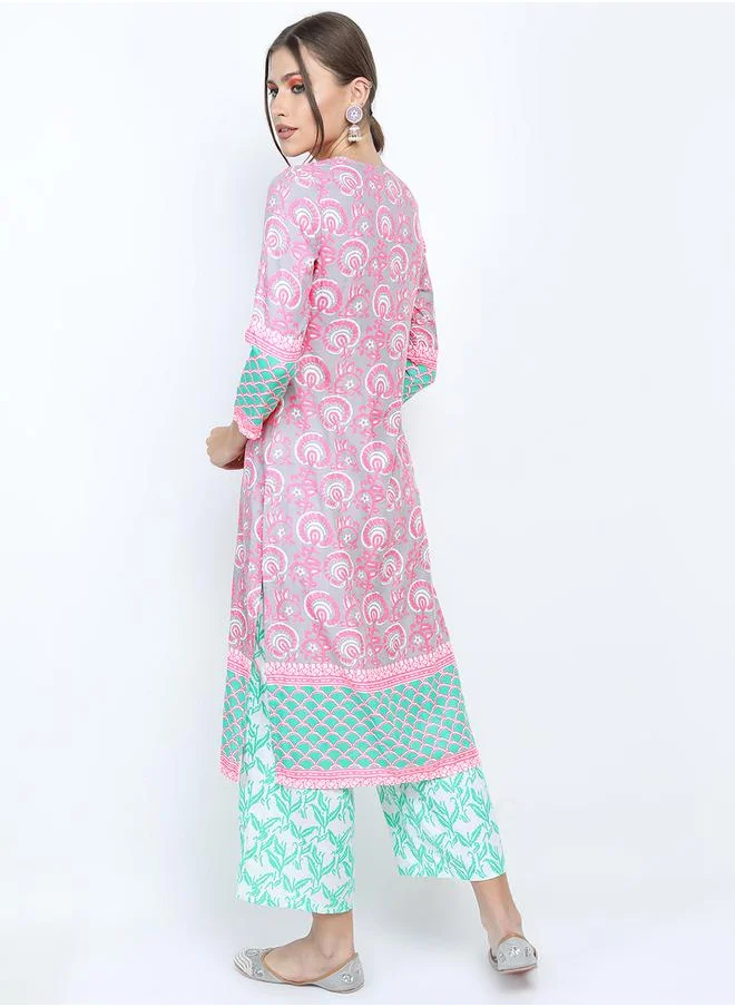 فيشود Women Multi-Color Printed Kurta Set with Dupatta by Styli