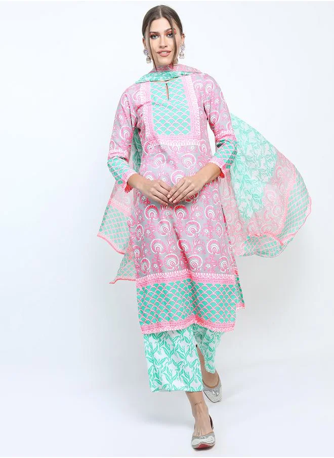 فيشود Women Multi-Color Printed Kurta Set with Dupatta by Styli