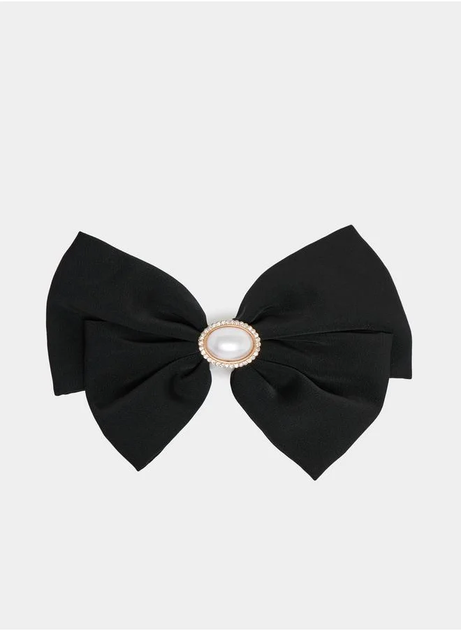 Styli Embellished Pearl Bow Hair Clip