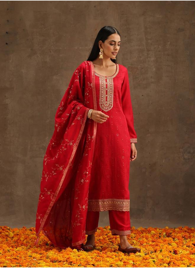 Libas Silk Embroidered Kurta and Solid Trousers with Embroidered Dupatta Set by Styli  - Image 2