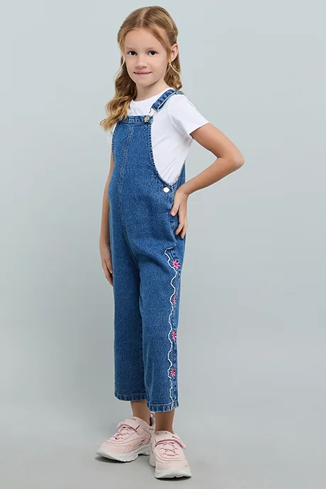 R&B Solid T-Shirt with Embroidered Dungaree