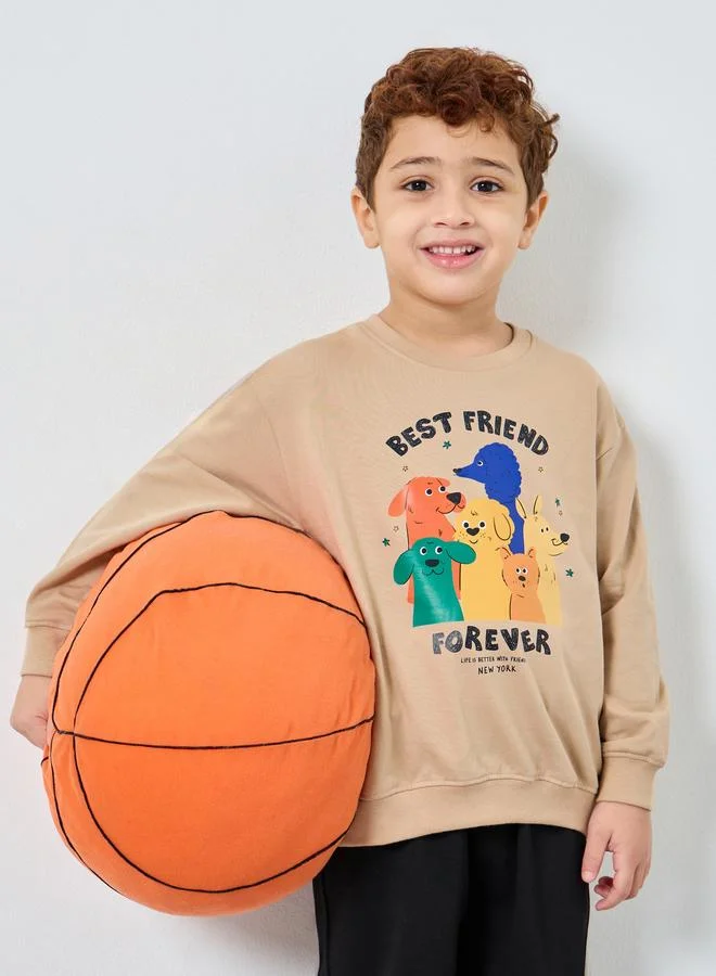 ستايلي سويت شيرت بطبعة جرافيك