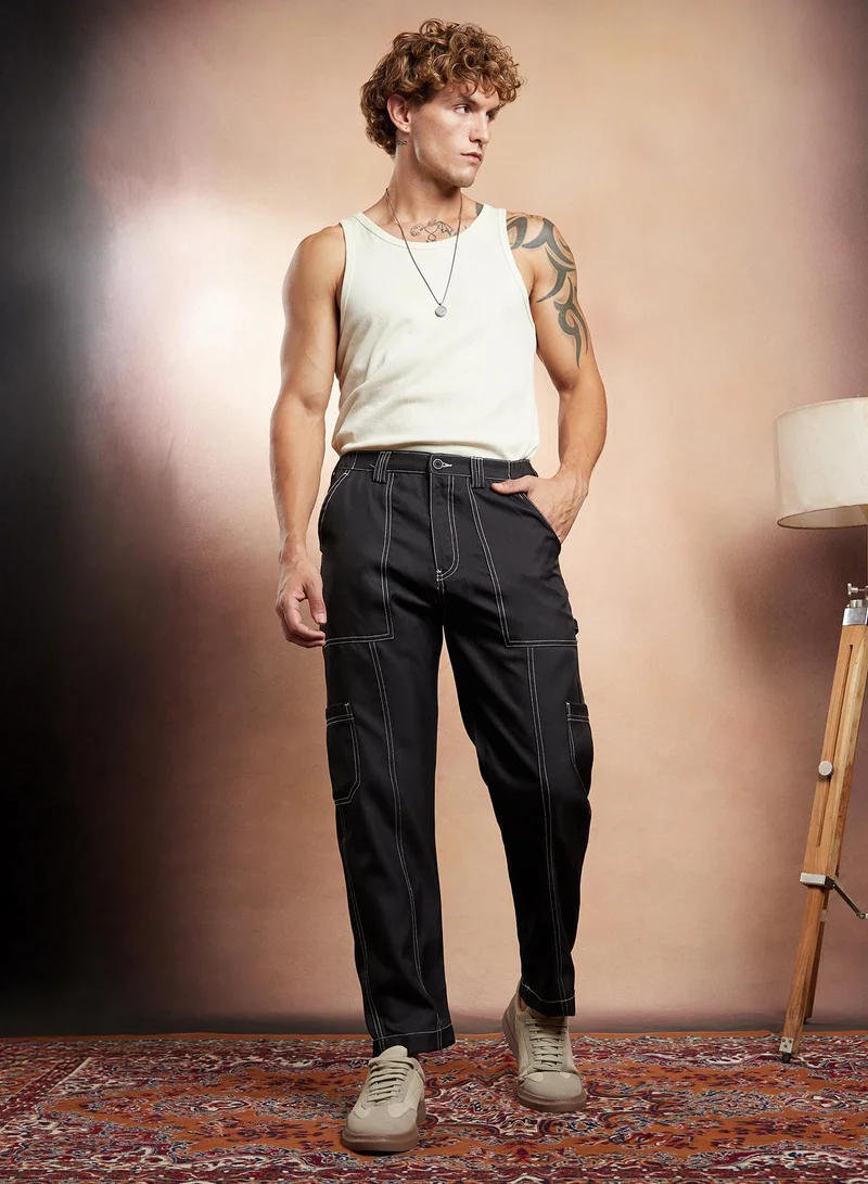 Campus Sutra Campus Sutra Men's Onyx Black Contrast-Stitch Carpenter Utility Trousers For Casual Wear | Mid-Rise | Straight Fit | Button Closure | Trousers Crafted With Comfort Fit For Everyday Wear