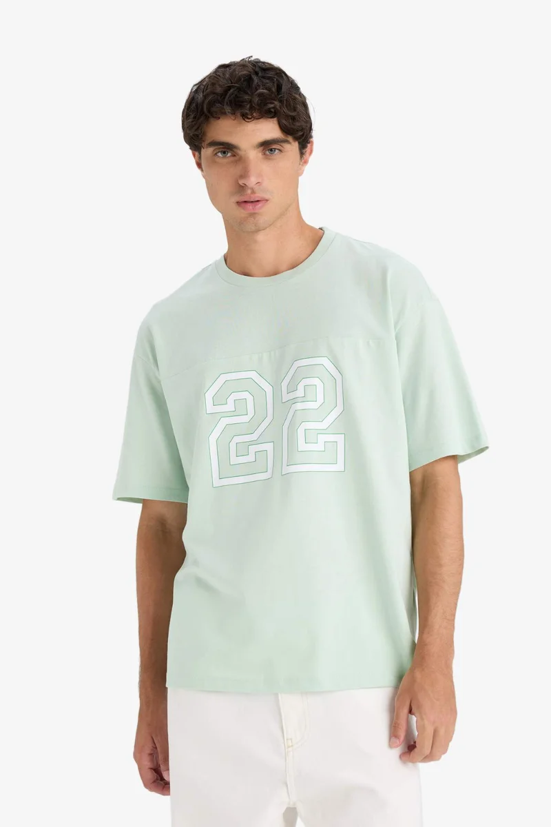 Defacto  Boxy Fit Crew Neck Printed Short Sleeve T-Shirt for Men | Best Price UAE