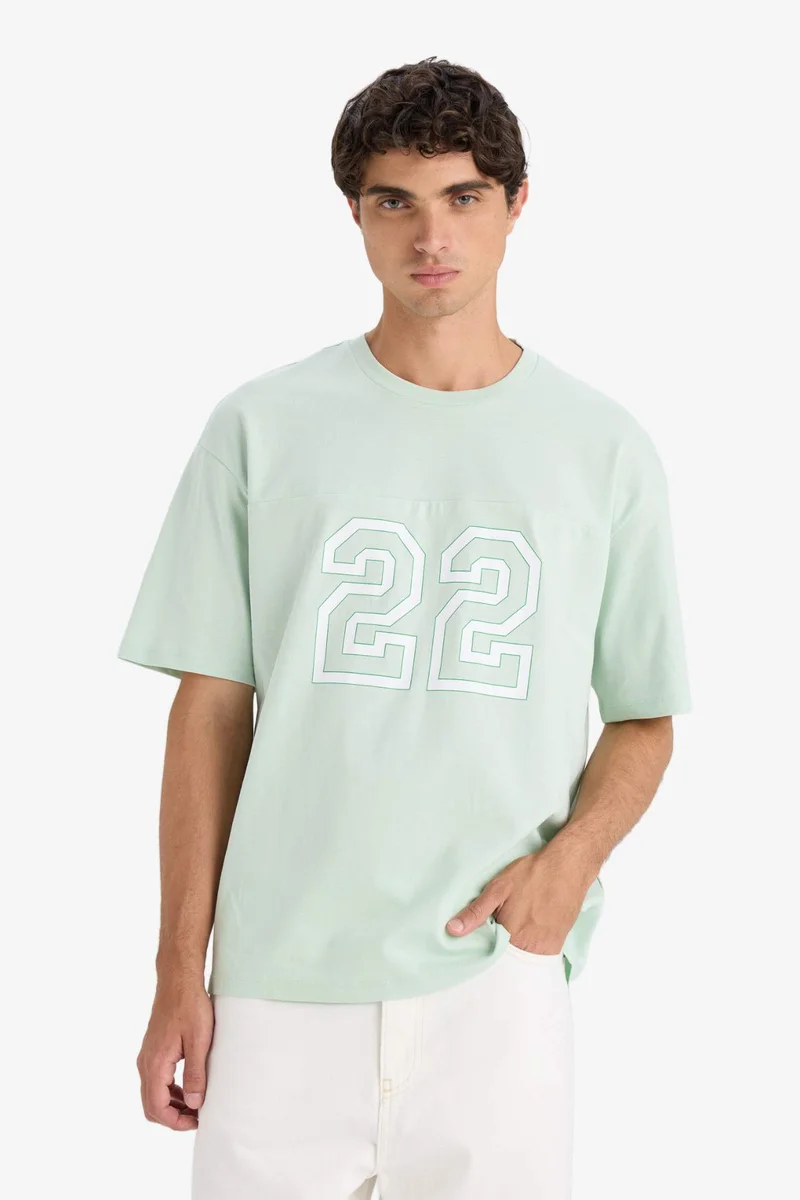 Defacto  Boxy Fit Crew Neck Printed Short Sleeve T-Shirt for Men | Best Price UAE