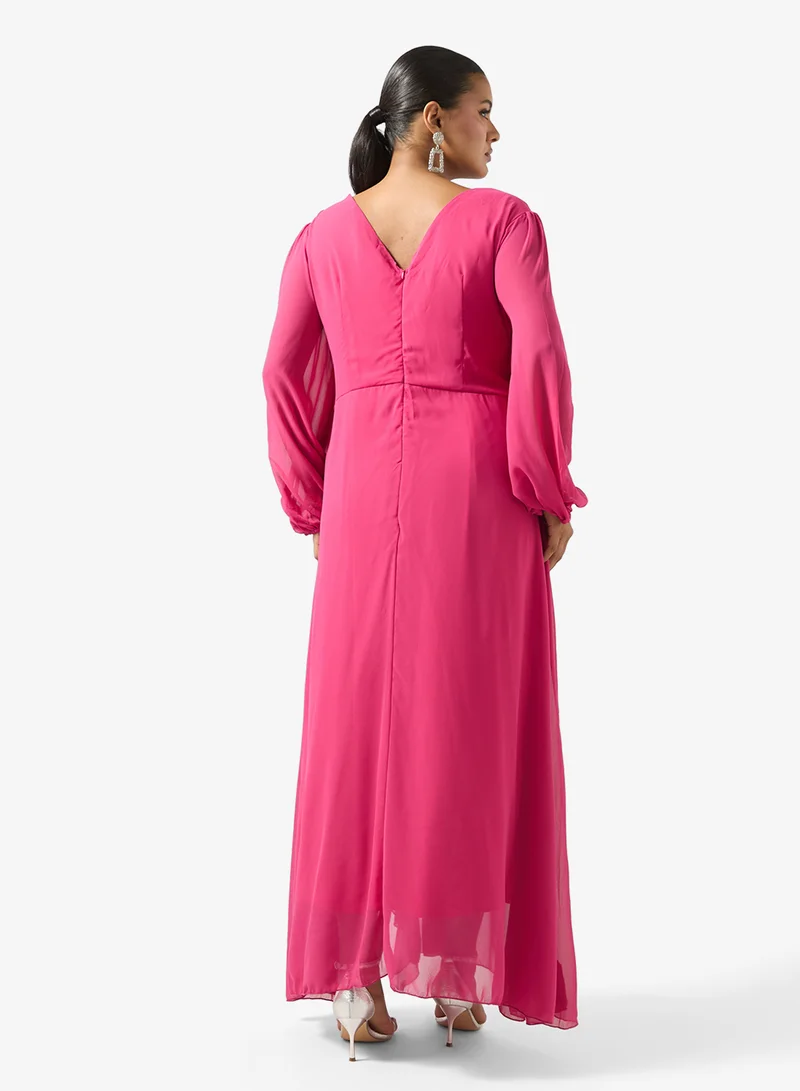 ايلا بلس فستان بأكمام منفوشة وكشكش