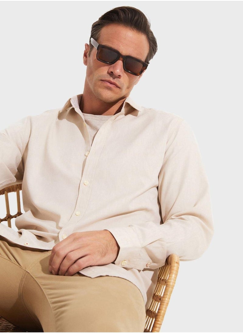 جون قميص أكسفورد أساسي بقصة عادية - Image 3