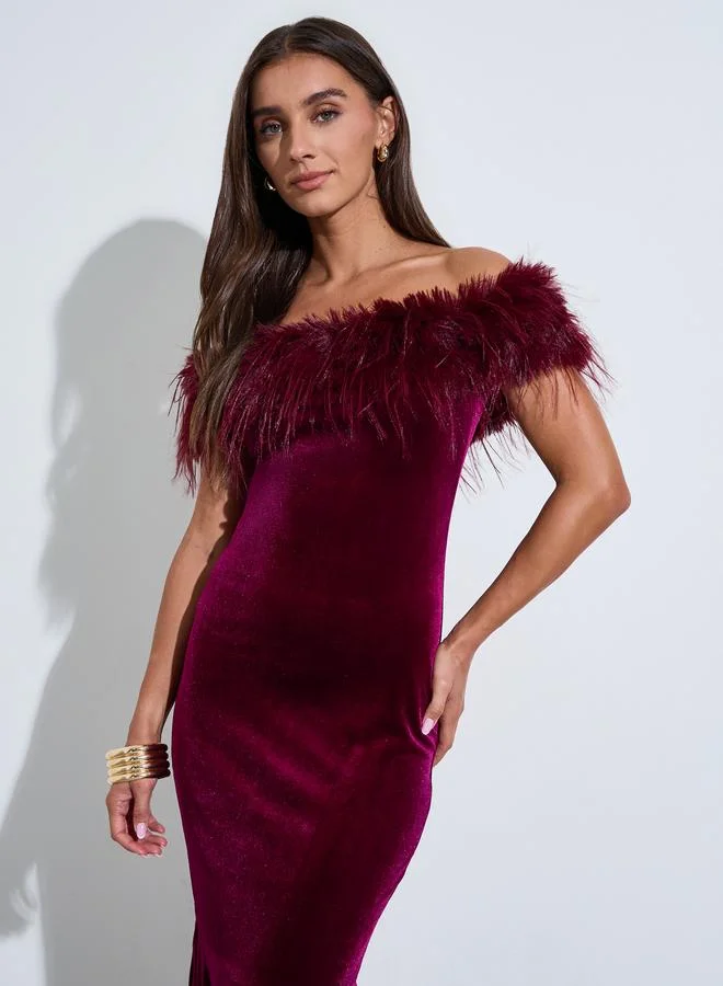 Styli  Off Shoulder Faux Fur Detail Mermaid Hem Maxi Dress for Women | Best Price UAE